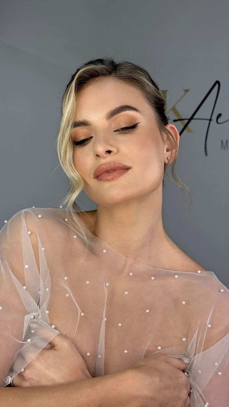 Bridal makeup and hair look